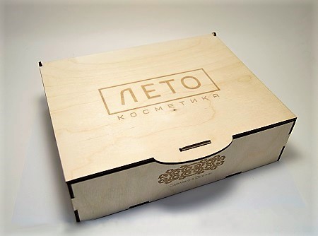 Gift box wood